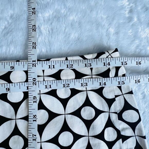 J. Crew Womens Black & White Geometric Knee Length The Pencil Skirt Size 4 - Picture 4 of 7